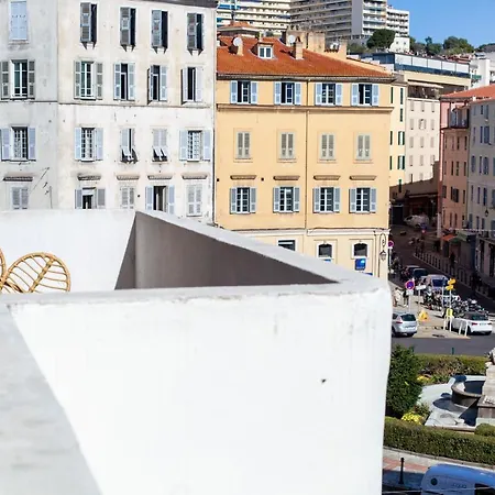 Les R Bonaparte - De Standing Au Coeur De La Vieille Pietonne * Ajaccio (Corsica)