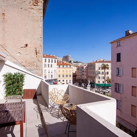 Les R Bonaparte - De Standing Au Coeur De La Vieille Pietonne Ajaccio (Corsica)