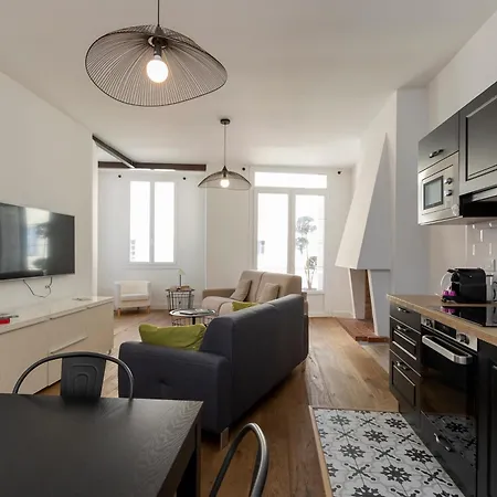 Rue Bonaparte, Quartier Citadelle Place Foch Apartmán *