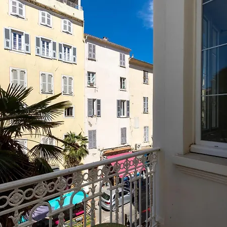 Rue Bonaparte, Quartier Citadelle Place Foch Apartmán