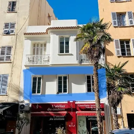 Rue Bonaparte, Quartier Citadelle Place Foch